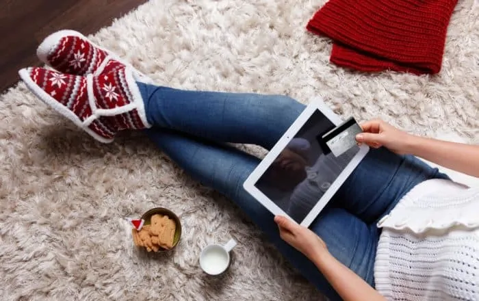 How to Use Discipline This Holiday Season When Credit Card Use Is On the Rise